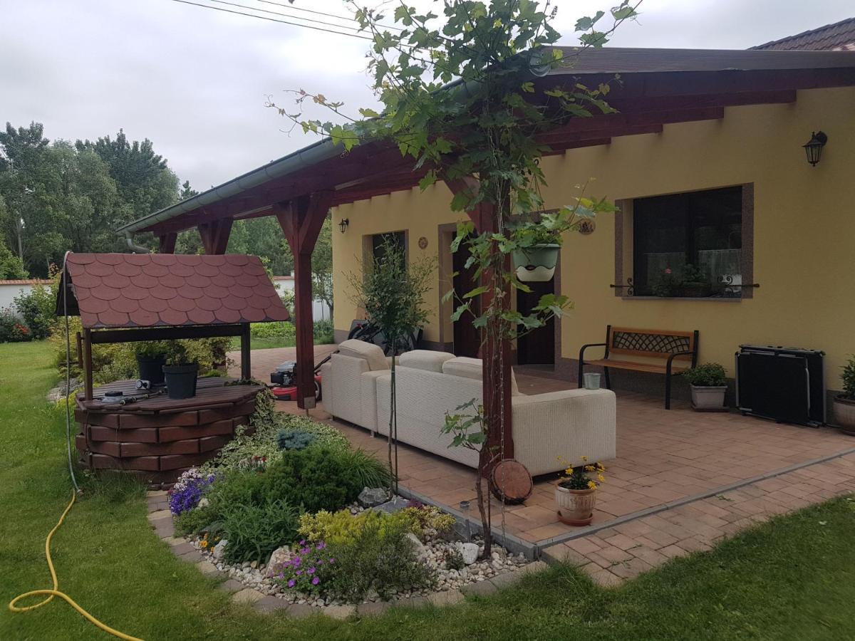 Ubytovani U Spacku Palava Novosedly  Zewnętrze zdjęcie